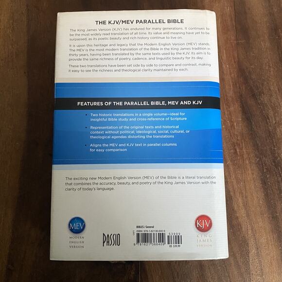 KJV / MEV Parallel Bible: King James Version / Modern English Version Hardcover - Picture 2 of 5